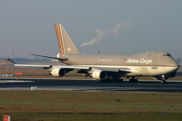 Asaiana Cargo B747-400 25R
