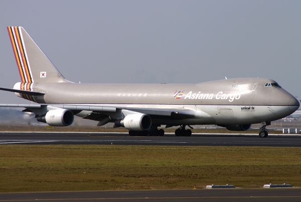 Asiana Cargo B747-400 25R
