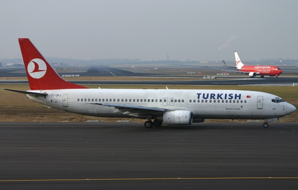 Turkish Airlines B737-800 25R
