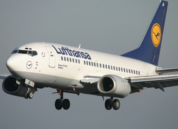 Lufthansa D-ABJI
