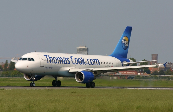 G-TCKE
Thomas Cook Airlines - UK , did a lot of training with it's A320-200 Airbus.
Keywords: OSTEND, A320 AIRBUS
