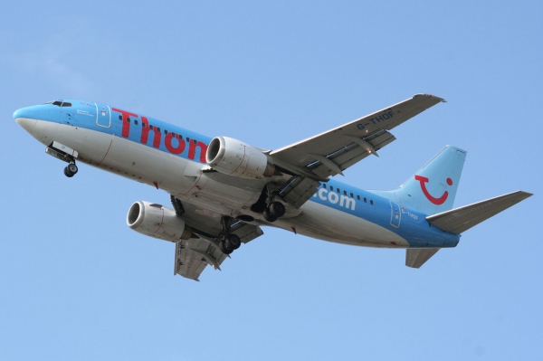 B-737 TOM
Date 18-04-06
Doing some touch and go's from 13.00 untill 20.15!
Ceased operations: 01 Nov 08 (renamed to Thomson Airways)
