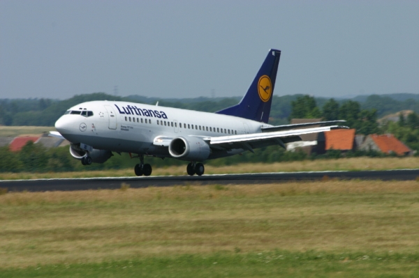 737 Lufthansa
Keywords: 737-500 Lufthansa EBBR