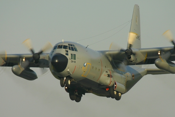CH-10
Just lifted off Rwy26.. after another touch and go 
Keywords: CH-10 OST EBOS Oostende Ostend Ostende C130H Hercules Belgian Air Force