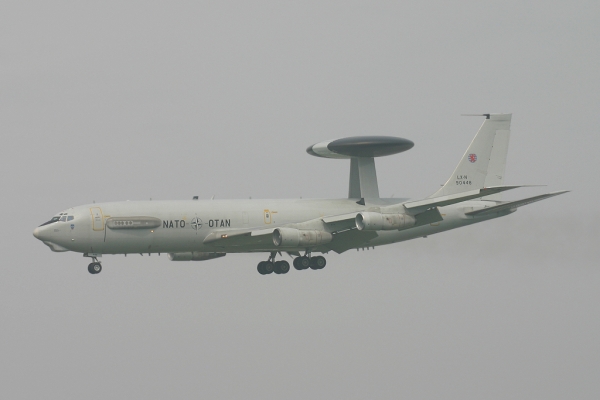LX-N90448
" NATO-24" Performing some T & G at Rwy26... ( Canon 300D + Sigma 50-500 )
Keywords: LX-N90448 OST EBOS Oostende Ostend Ostende Nato Luxembourg Awacs B707-300
