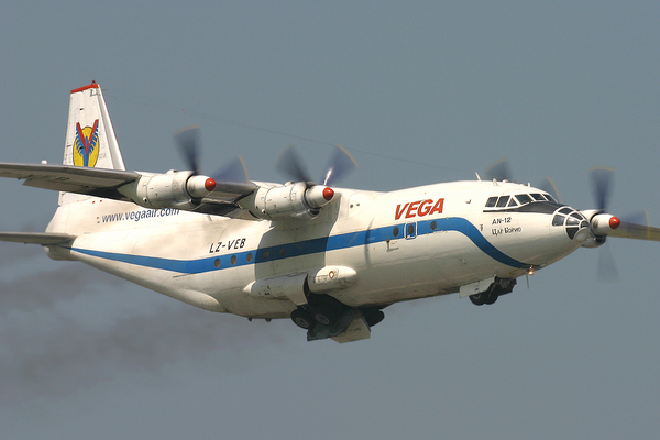 LZ-VEB
Keywords: LZ-VEB OST EBOS Oostende Ostend Ostende AN-12BP Vega Airlines