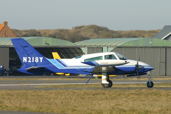 N218Y
Small regular prop ready for departure
Keywords: N218Y Cessna 310Q Private OST EBOS Oostende Ostend Ostende