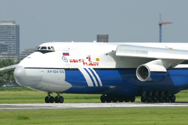 RA-82075
Rolling down Rwy26 for departure to RAF Brize Norton
Keywords: RA-82075 Polet Cargo Airlines AN124-100 Ruslan OST EBOS Oostende Ostend Ostende