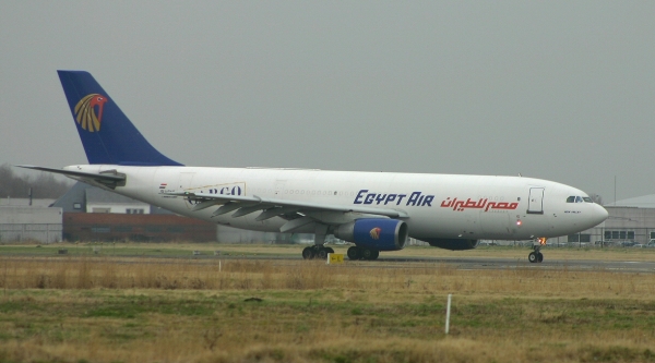 SU-GAC
Egypt Air turning on Rwy26 heading to Cairo
Keywords: A300F A300B4-203F Egyptair oostende ebos ost