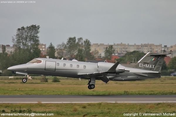Keywords: Learjet Airlink  EI-MAX Ostend Belgium OST EBOS
