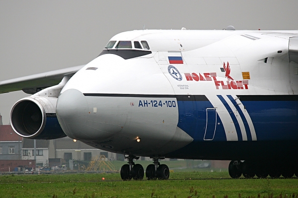 RA-82080
After landing on RWY26
Keywords: Ostend RA-82080 An-124