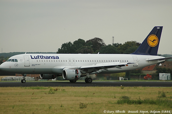 Keywords: Airbus 320-200 Brussels Belgium Lufthansa