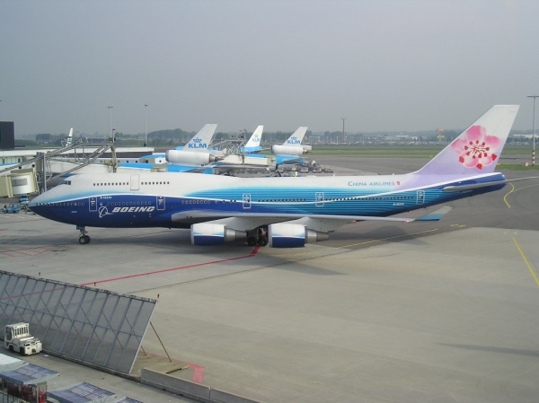 Dreamliner
On it's way to the gate
What a beaty
Keywords: Dreamliner, China Airlines, B-18210
