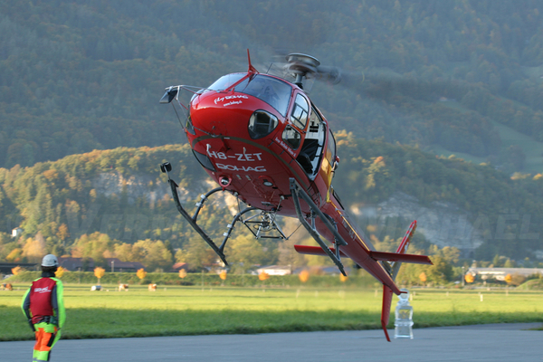 HB-ZET 10/2008
Keywords: HB-ZET  Eurocopter AS-350B-3 Ecureuil BOHAG Interlaken Switzerland