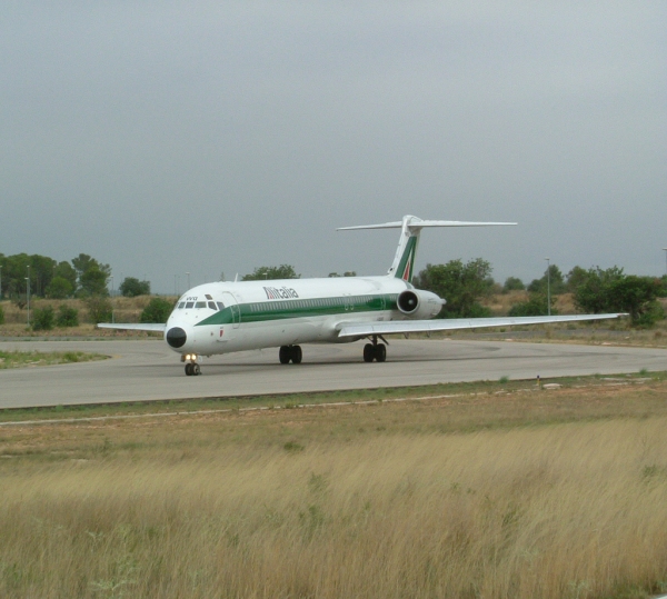 I-DAWQ Alitalia MD82
